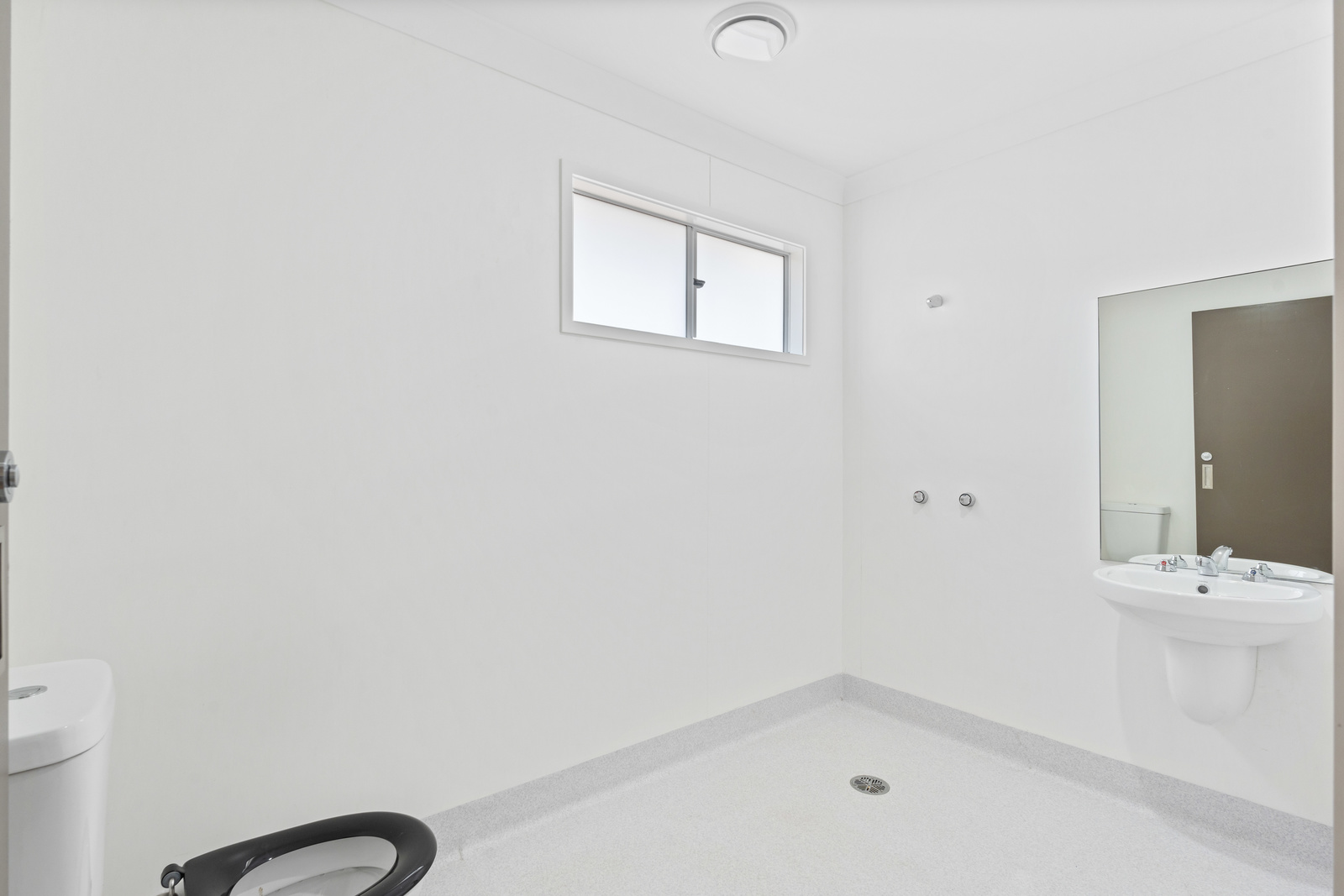 013_Open2view_ID891551-11_Mali_Way